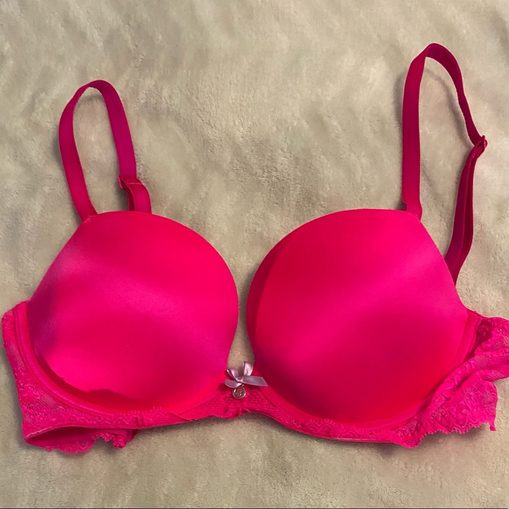 Hot Pink Victoria Secret 34D bra.